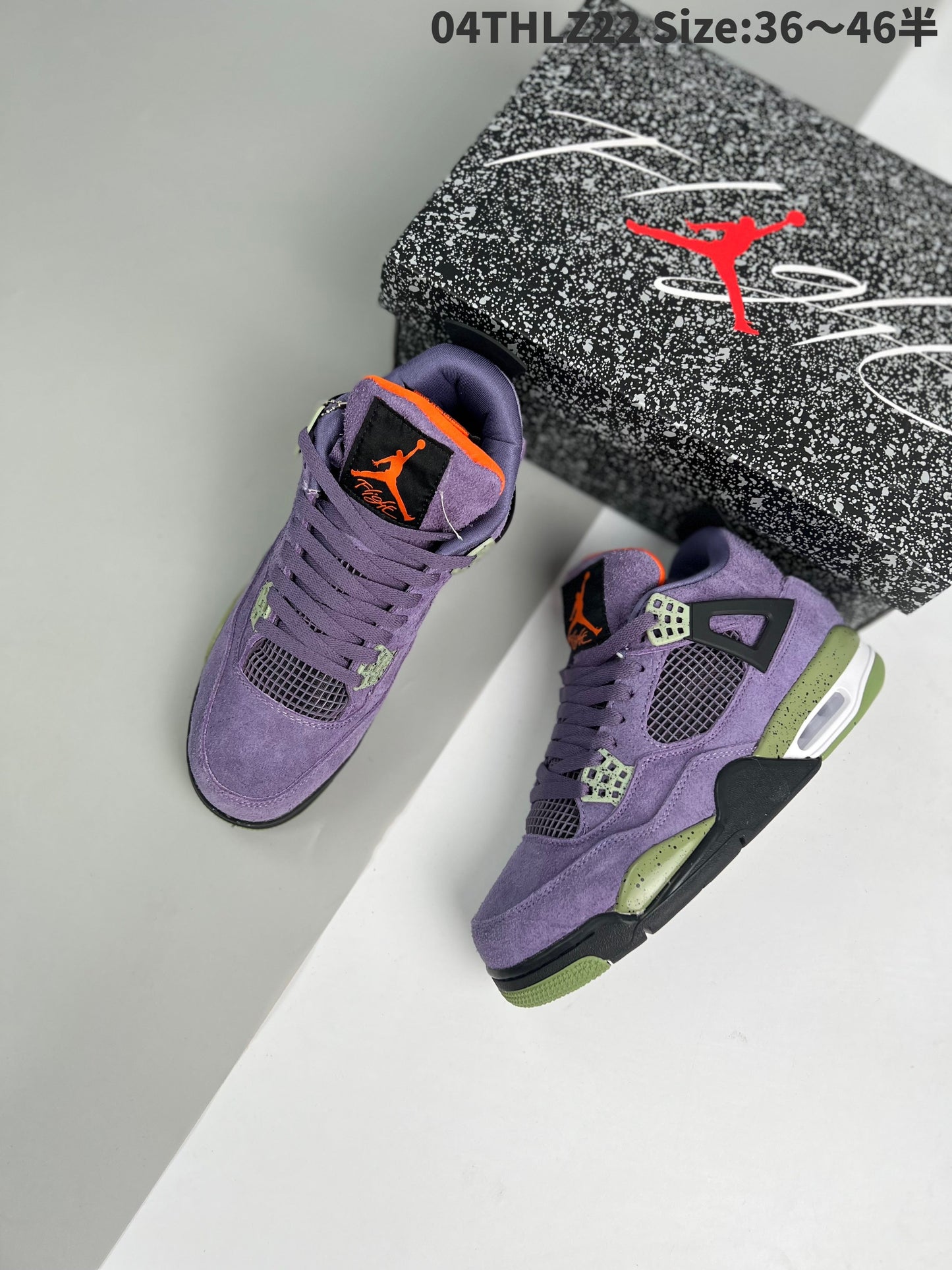 AIR JORDAN 4