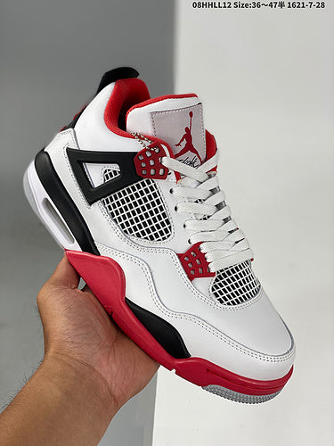 AIR JORDAN 4