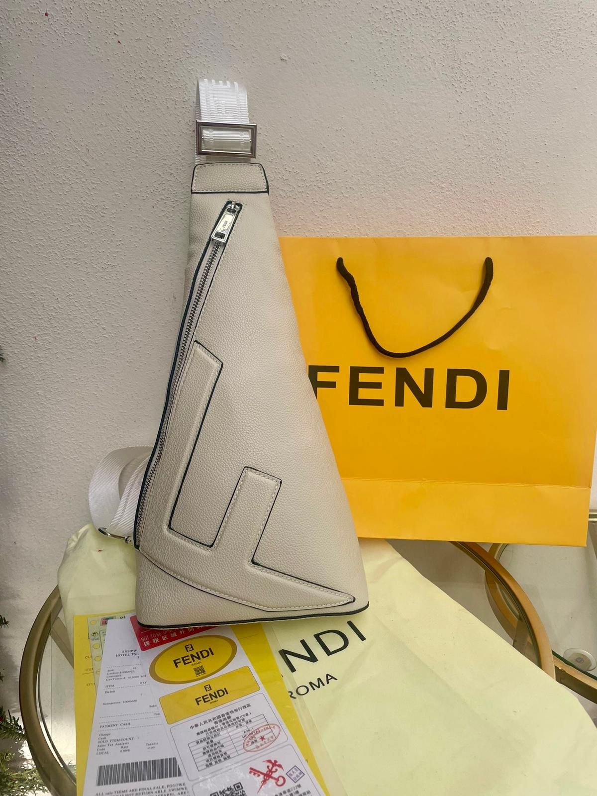 BORSELLO FENDI