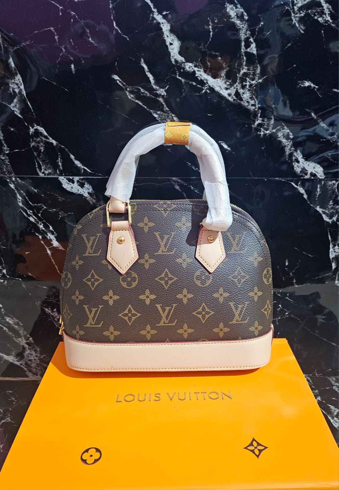 BORSA LV