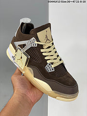 AIR JORDAN 4