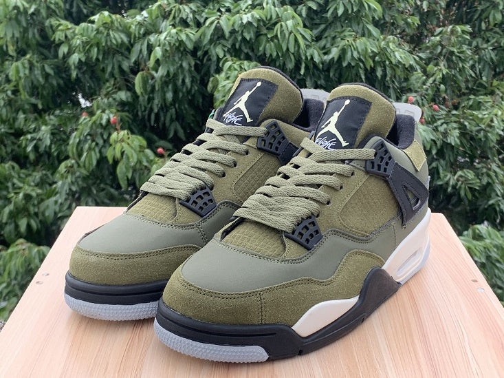 AIR JORDAN 4